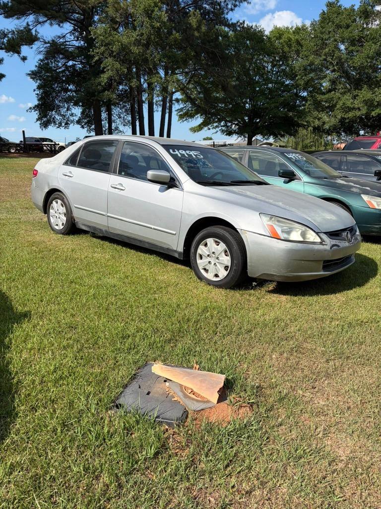2003 Honda Accord LX 5AT's photo